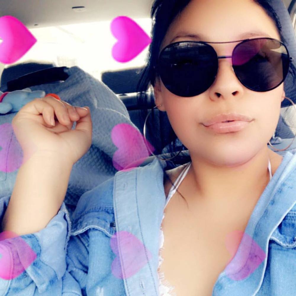 Meet your Posher, Alejandra